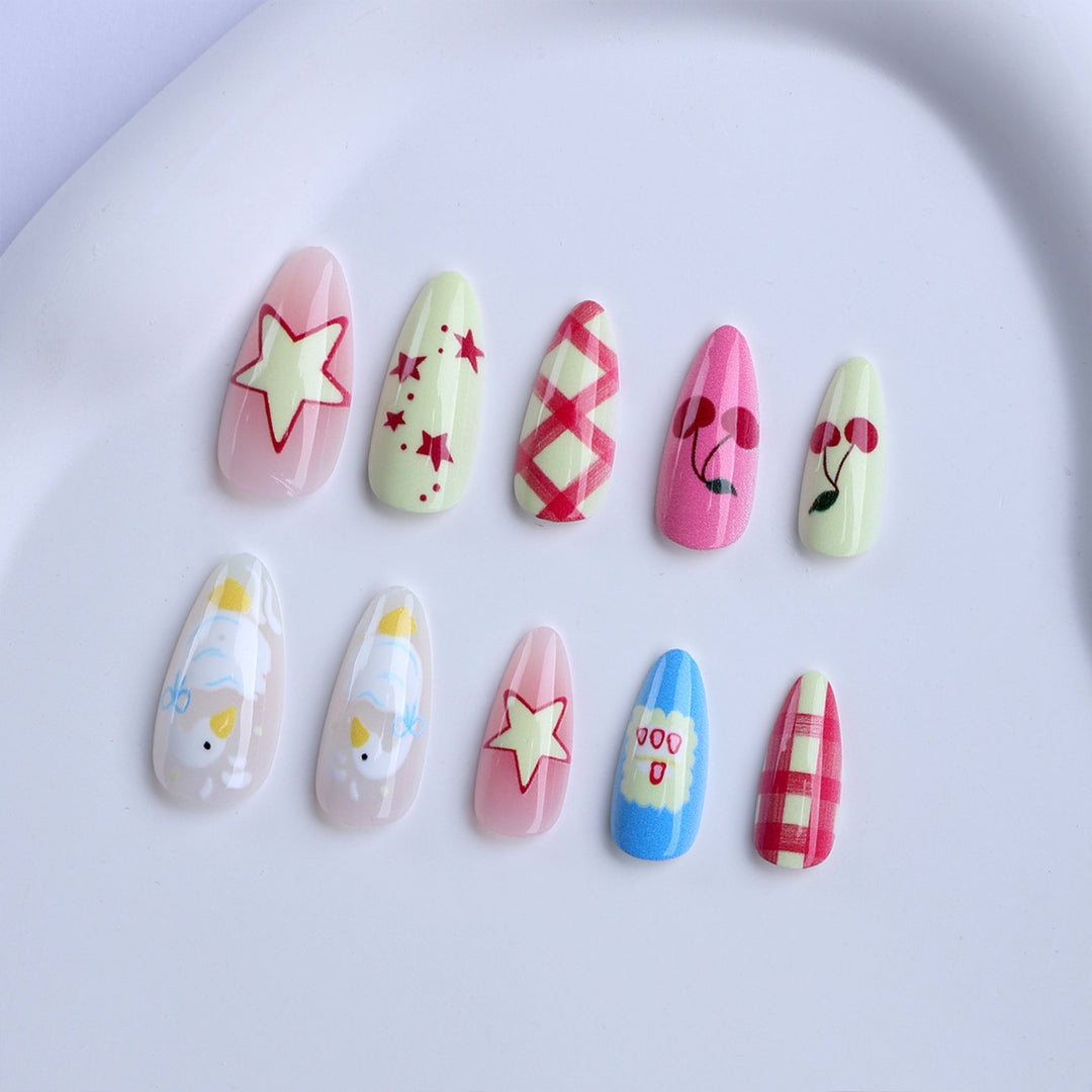 Artificial nails with playful and colorful designs Kalsten