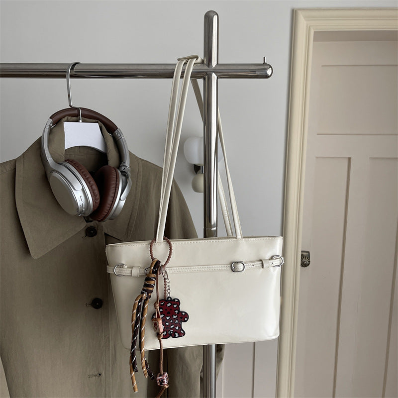 Stylish Handcrafted Leather Crossbody Bag