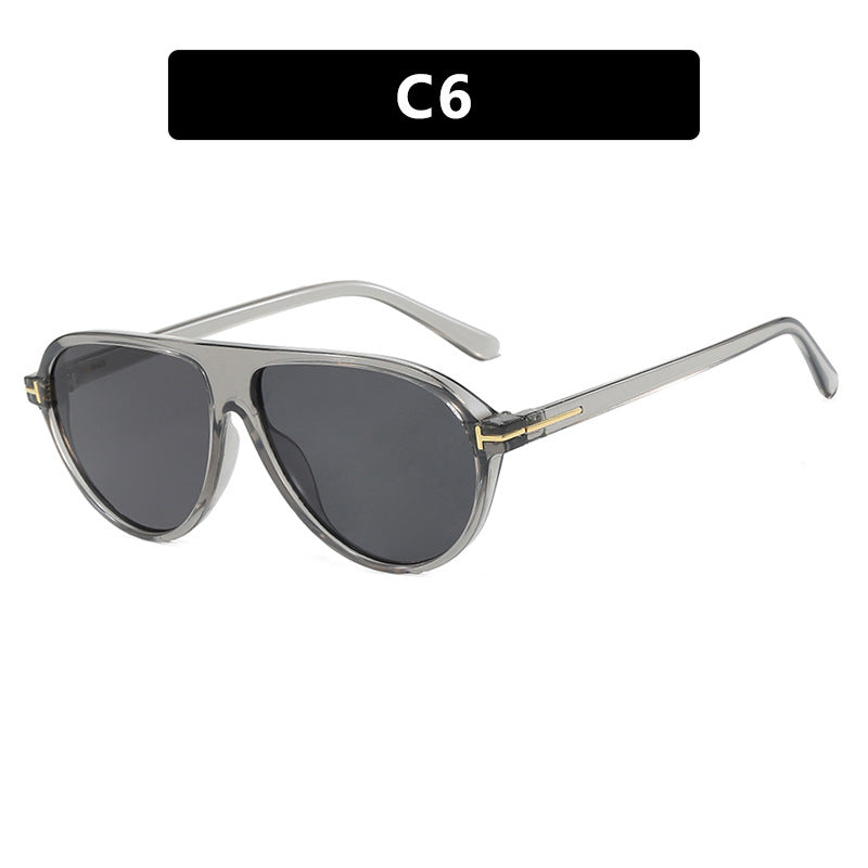 Women's trendy oversized sunglasses with elegant metal frame and UV protection Kalsten