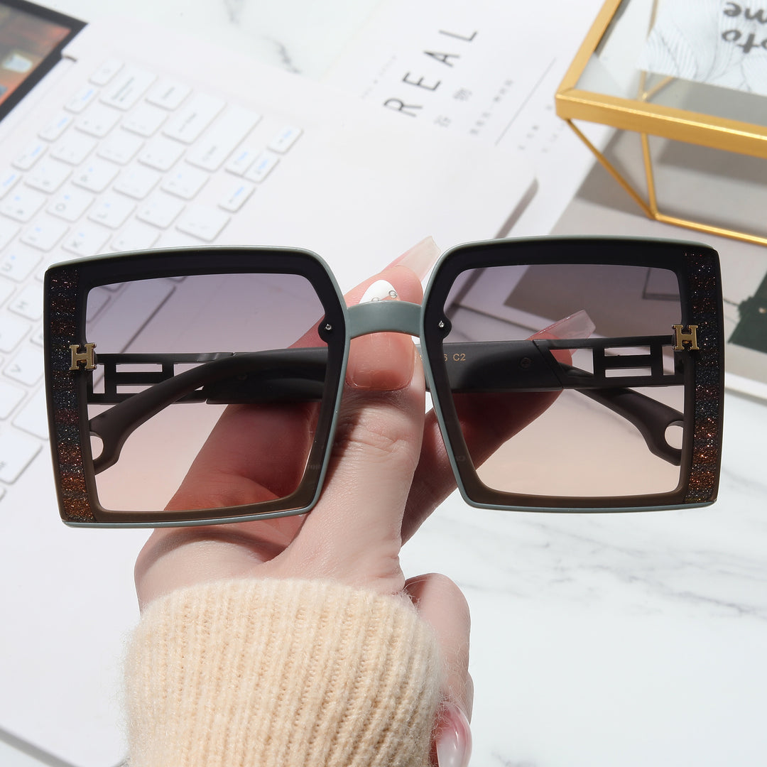 Women’s fashionable sunglasses with extravagant, rectangular frame Kalsten