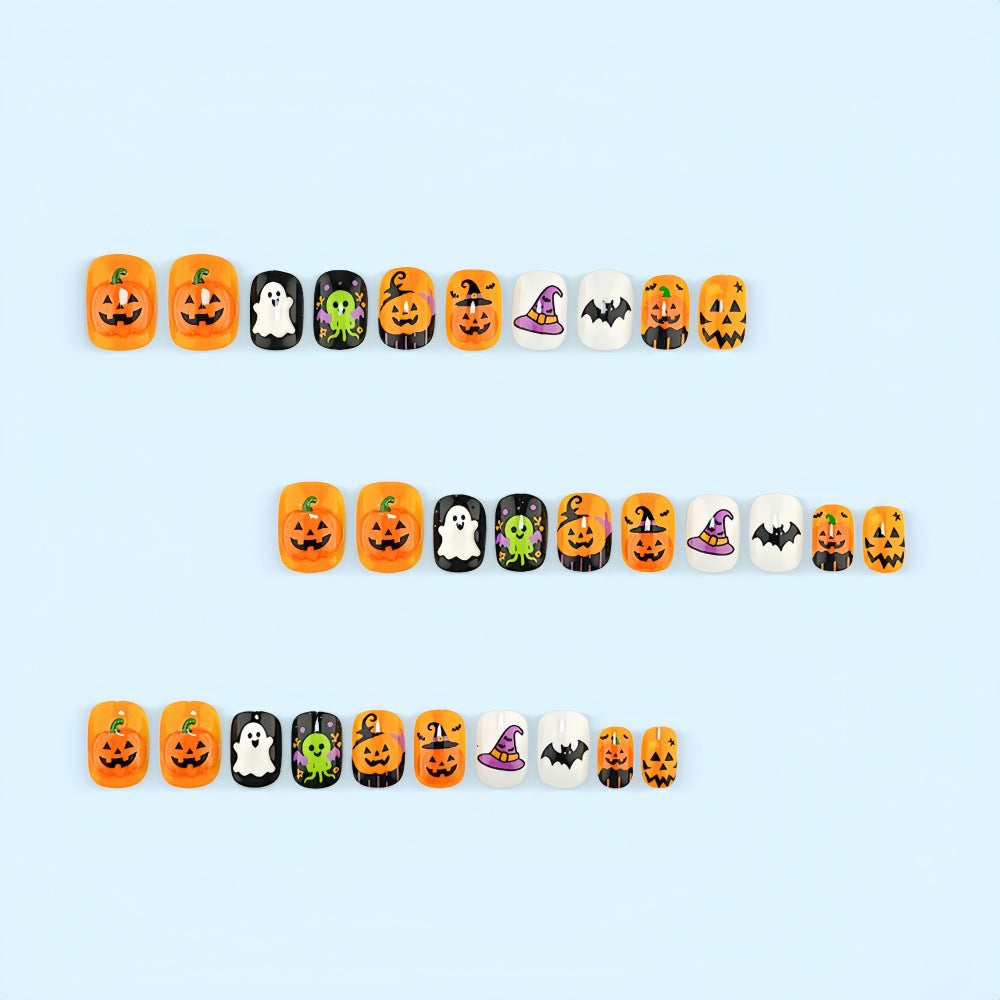 Artificial nails with spooky Halloween designs Kalsten