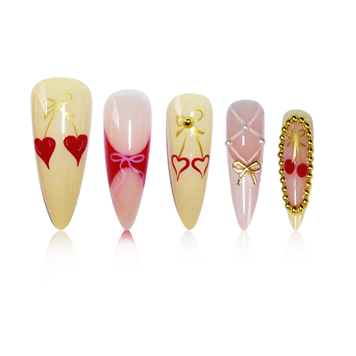 Trendy Nail Art Kalsten