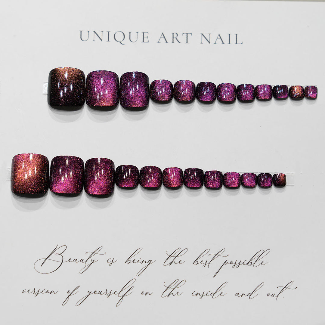 Glittery Gradient Toenail Art