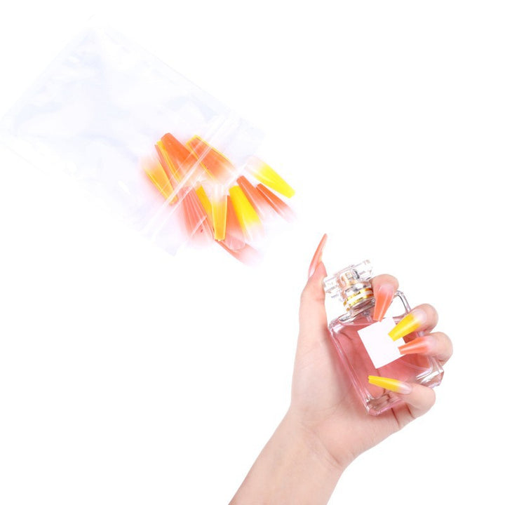 Artificial nails in elegant stiletto design Kalsten