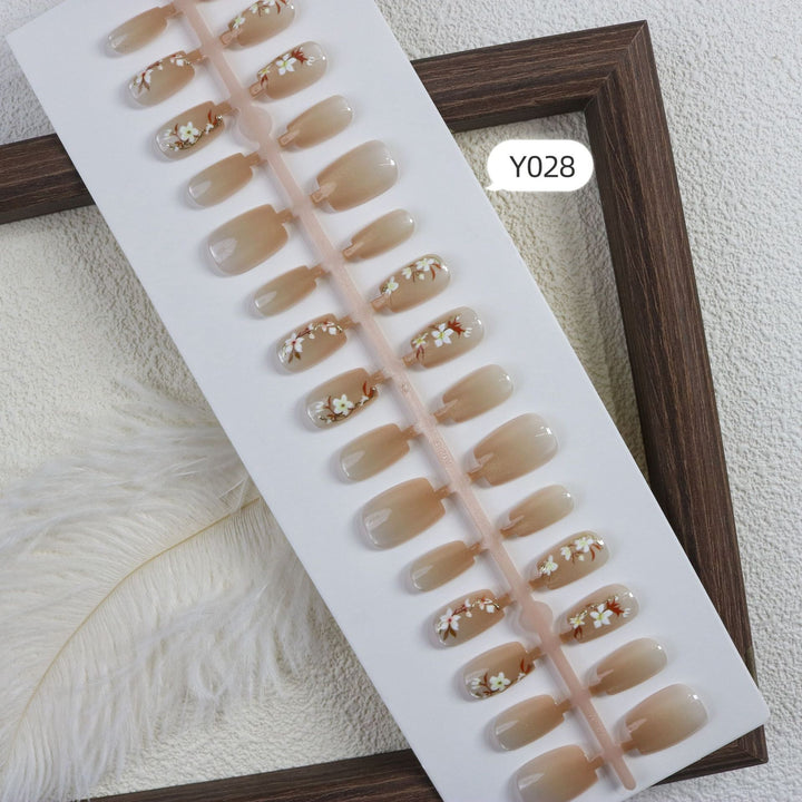 Creative Floral-Themed Press-On Nail Art