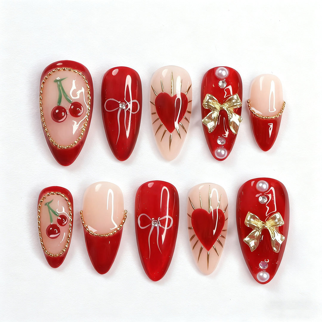 Artificial nails in romantic heart design Kalsten