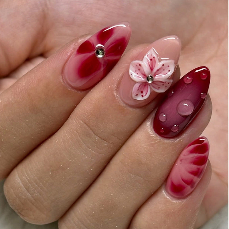 Floral-Inspired Press-On Nail Set Kalsten