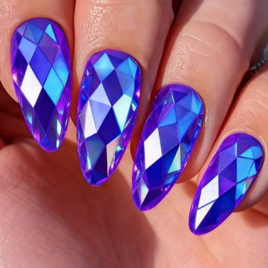 Artifical nails with Faceted Design Kalsten
