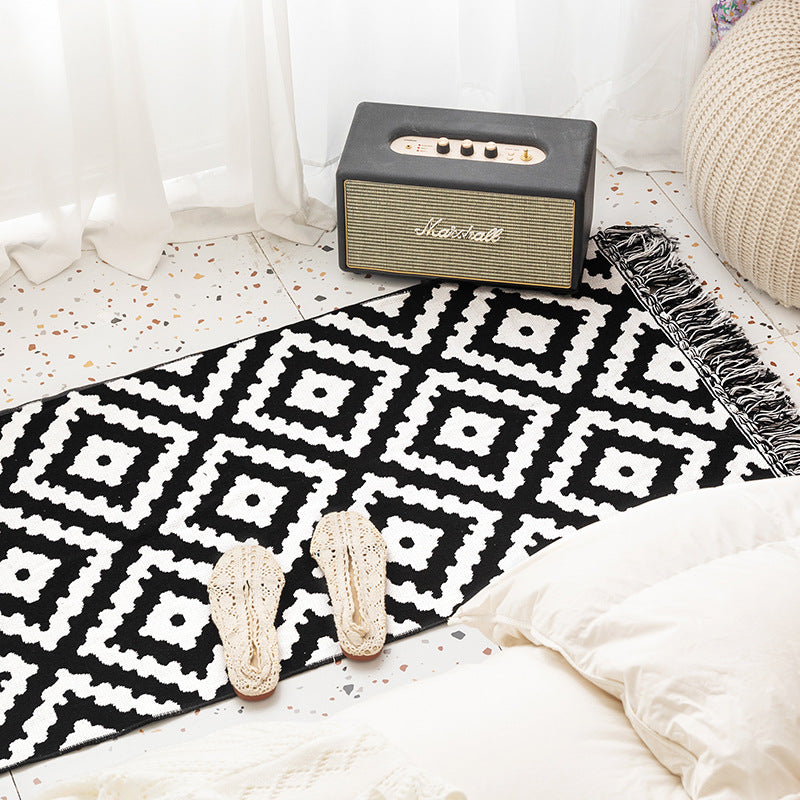 Decorative Fringe Area Rug Kalsten
