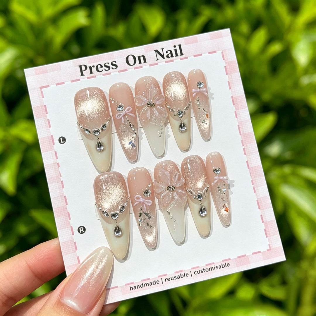Artistic Floral Press-On Nail Set  1791773803
