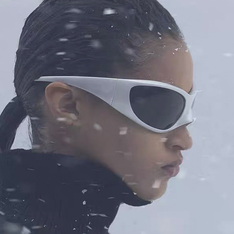 Women's Sporty Sunglasses with Aerodynamic Design Kalsten