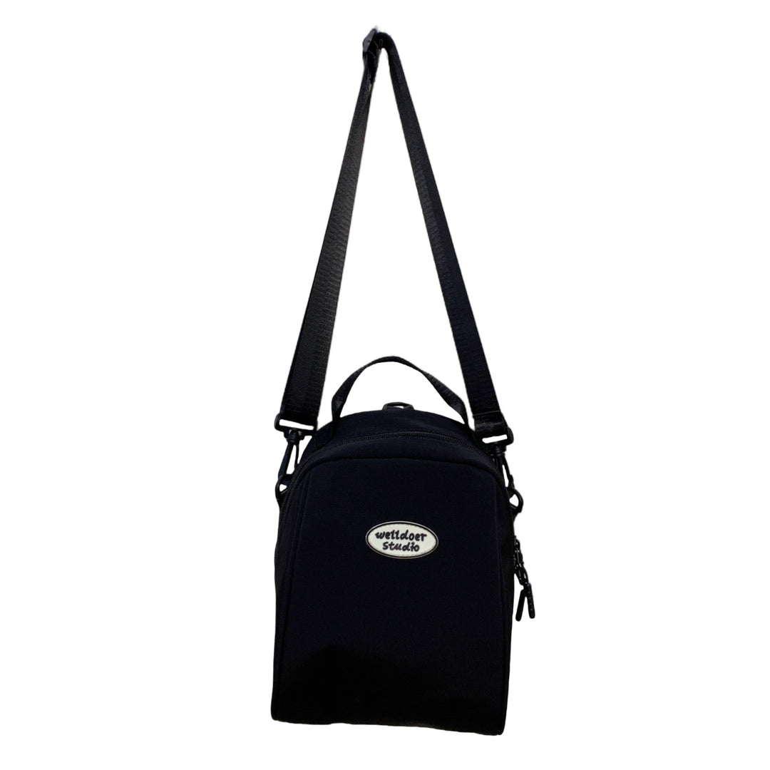 Compact Shoulder Bag With Insulated Interior Compartment Kalsten