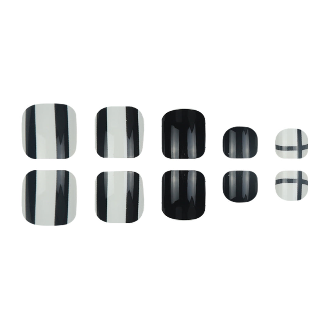 Artistic Geometric Nail Art Kalsten