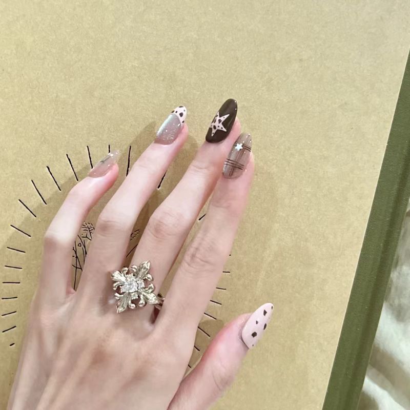 Decorative Nail Art Kalsten