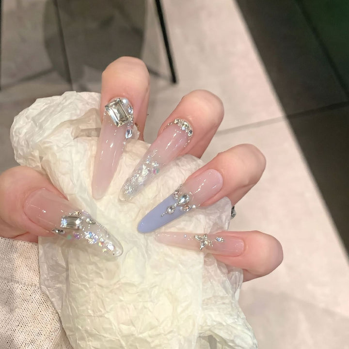 Elegant Stiletto Press-On Nail Art Set with Rhinestone Embellishments Kalsten