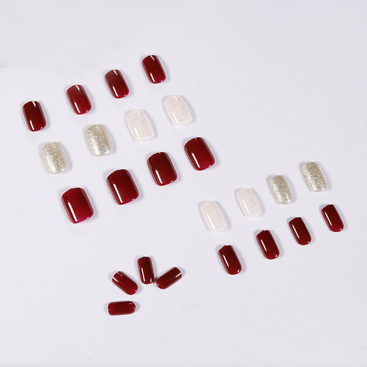 Elegant and luxurious nail art Kalsten