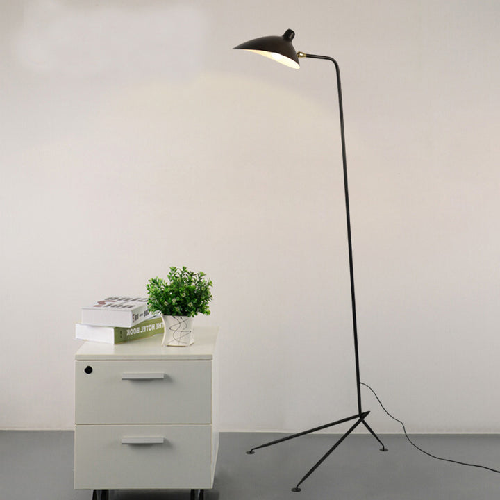 Modern Tri-Head Floor Lamp with Adjustable Arms