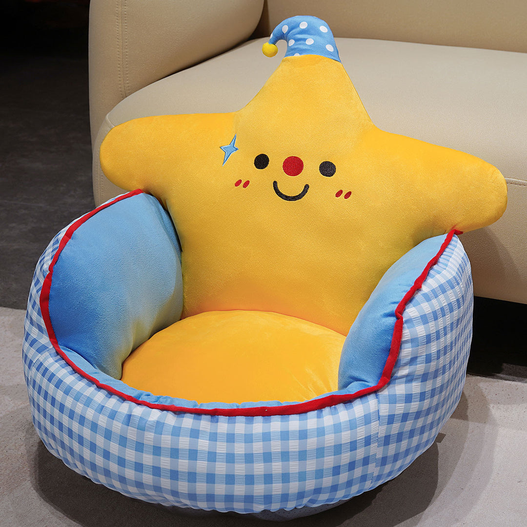 Plush children's armchair with star backrest
