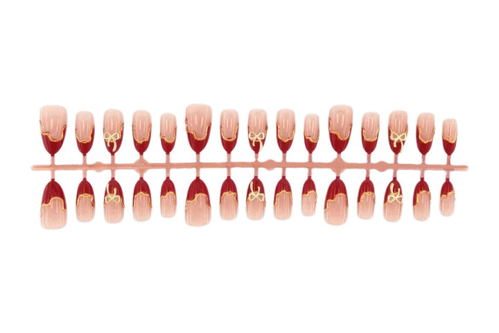Fake nail set with flower and gold details Kalsten