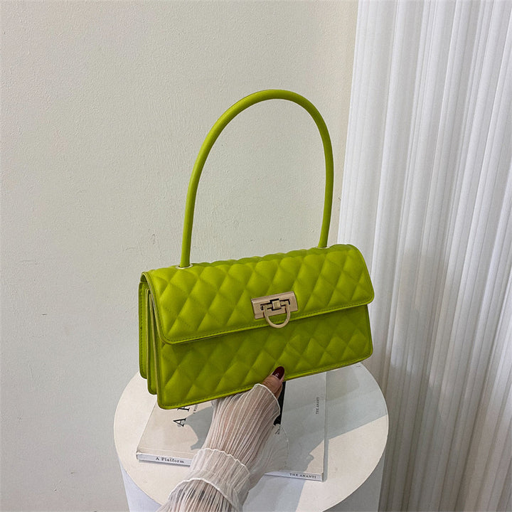 Elegant Quilted Handbag