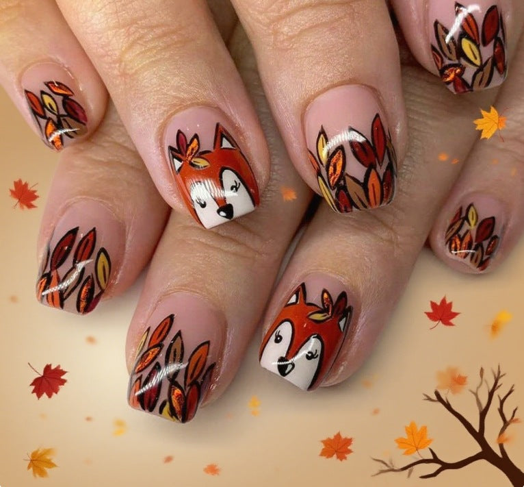 Seasonal Fox-Inspired Nail Art Kalsten