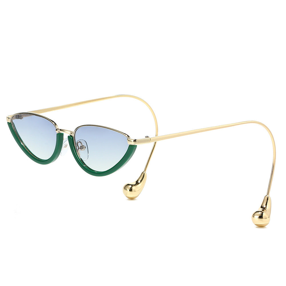 Ultra-Modern Spectacular Cat-Eye Sunglasses Kalsten