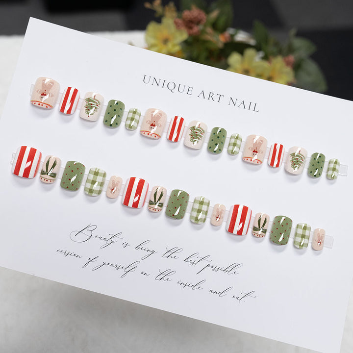 Festive Holiday Nail Art Design