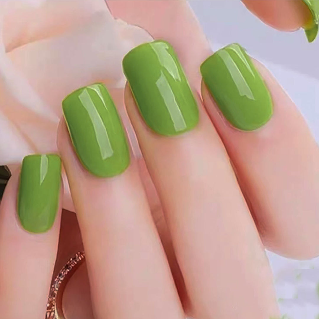 Chic Glossy Press-On Nails