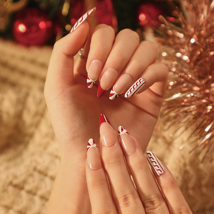Elegant artificial nails in festive winter design Kalsten