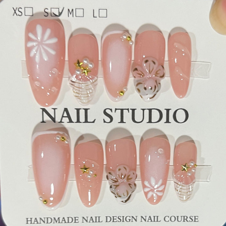 Handcrafted Floral Pattern Press-On Nails Kalsten