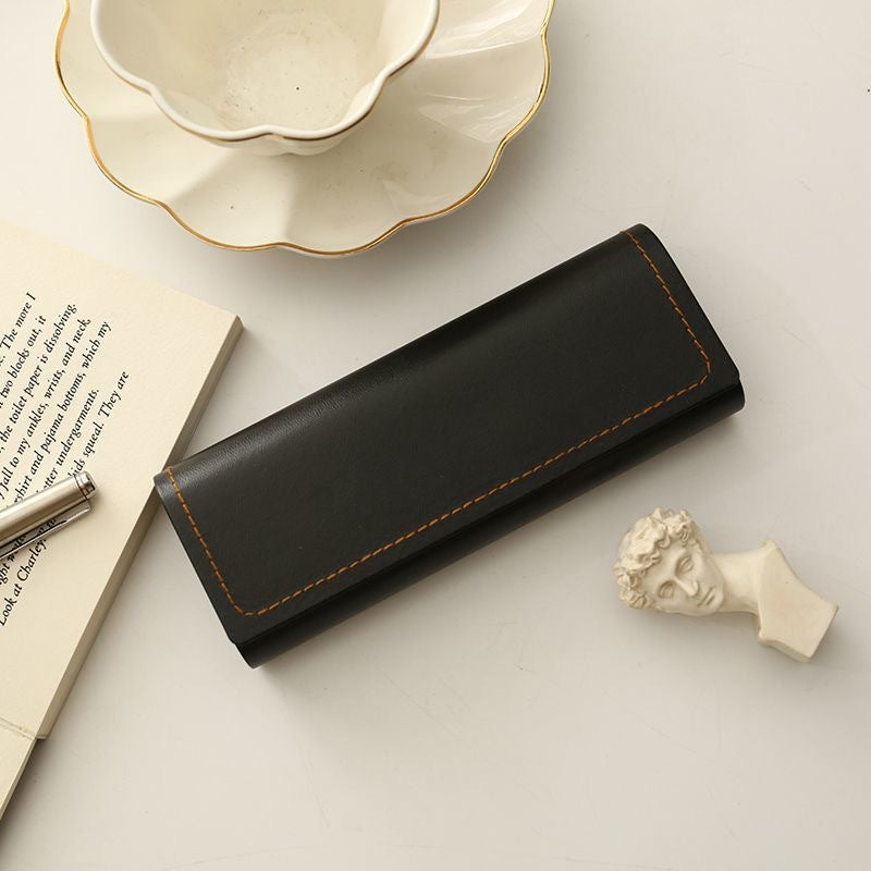 Elegant glasses case made of premium leather Kalsten