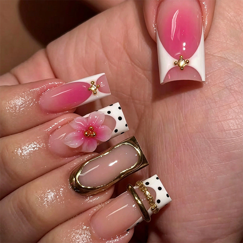 Artistic Nail Tips with Autumn Motifs Kalsten