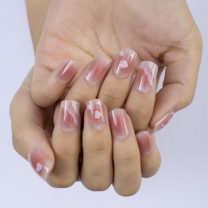 Artificial nails with elegant 3D applications Kalsten