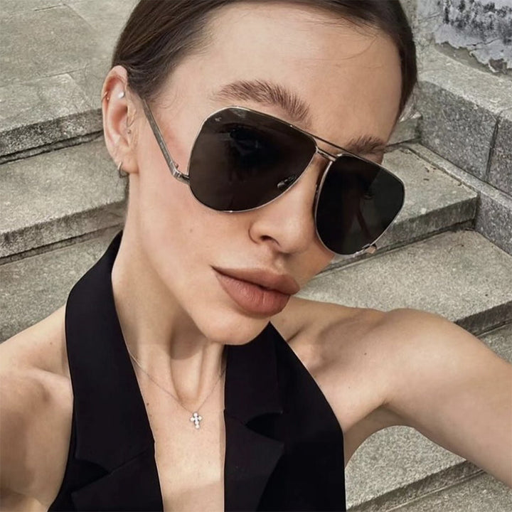 Women’s airplane sunglasses with modern metal frame and polarized lenses Kalsten