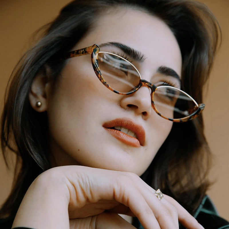 Ladies elegant sunglasses in stylish cat-eye design Kalsten