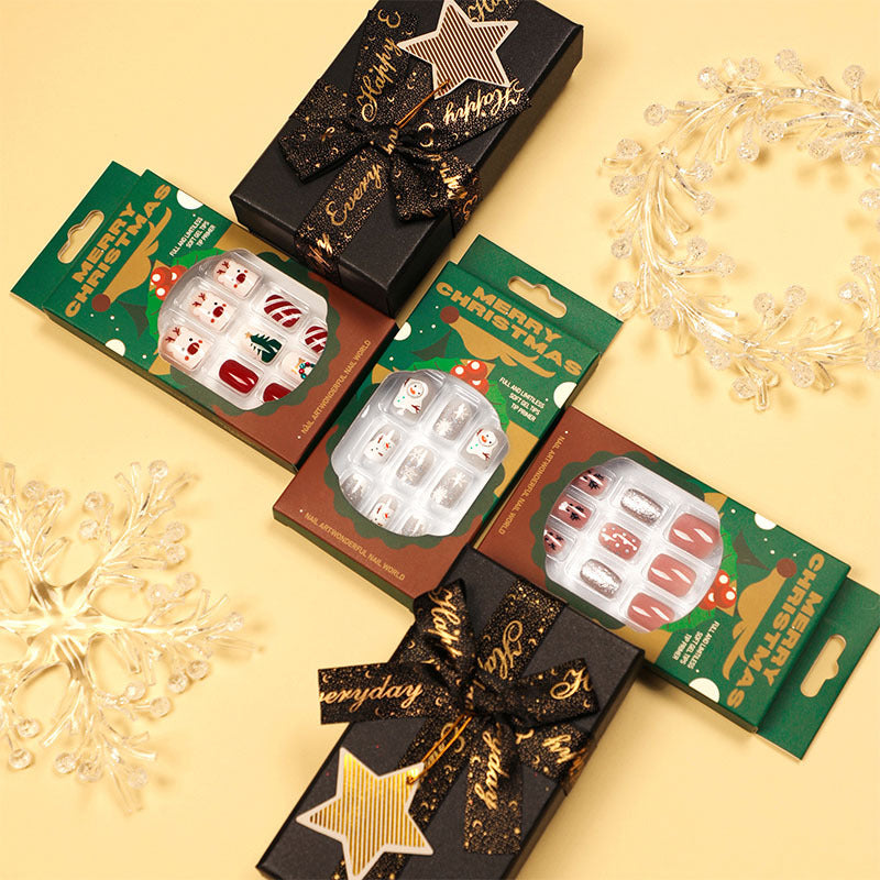 Artful Nail Art with Festive Accents Kalsten