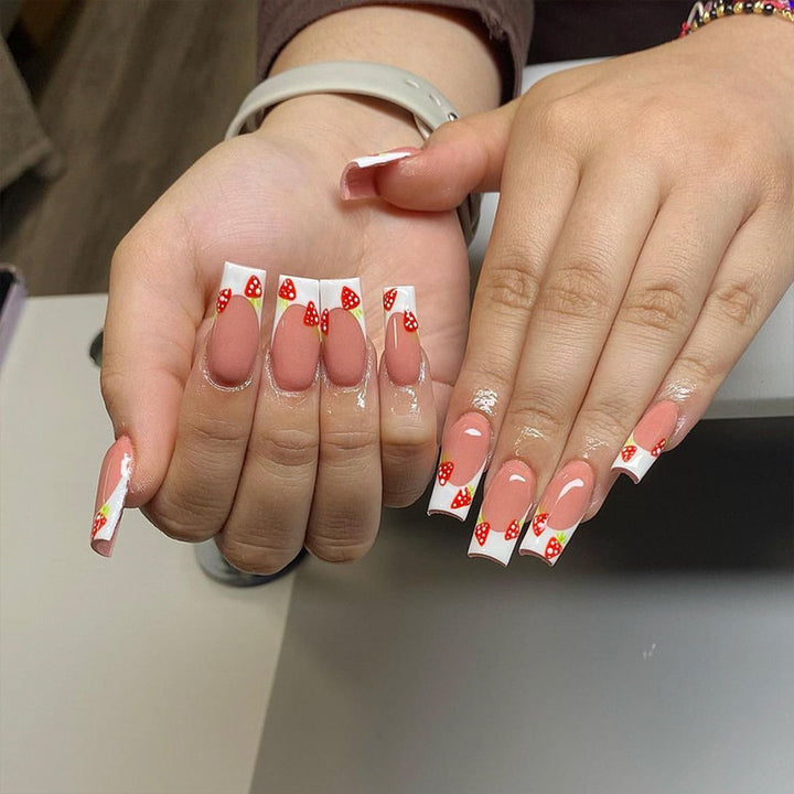 Glamorous Glittery Stiletto Press-On Nails Kalsten