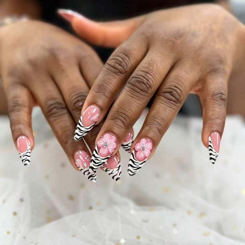 Artificial nails with flower and zebra stripe pattern Kalsten