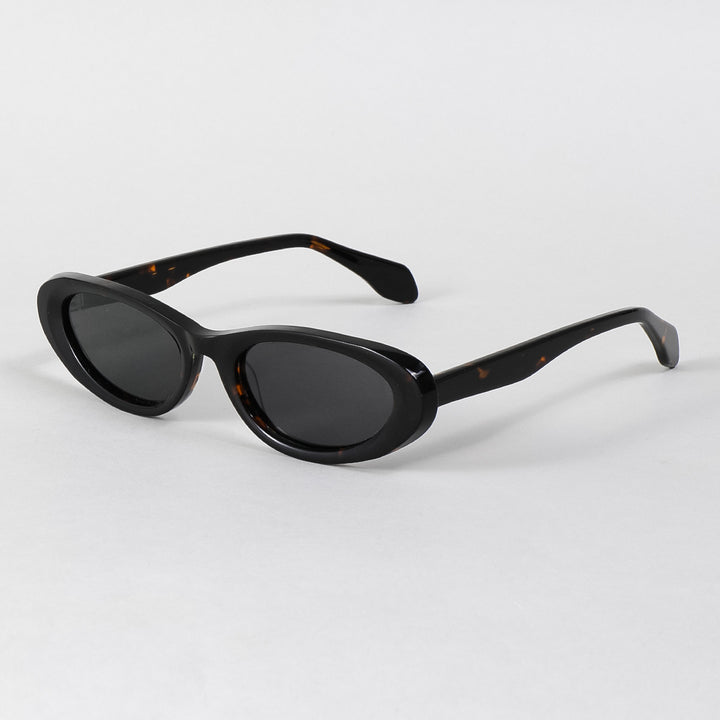 Ladies Designer Sunglasses in Modern Oval Design Kalsten