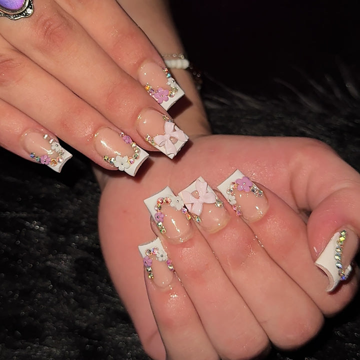 Decorative Floral-Embellished Press-On Nails Kalsten