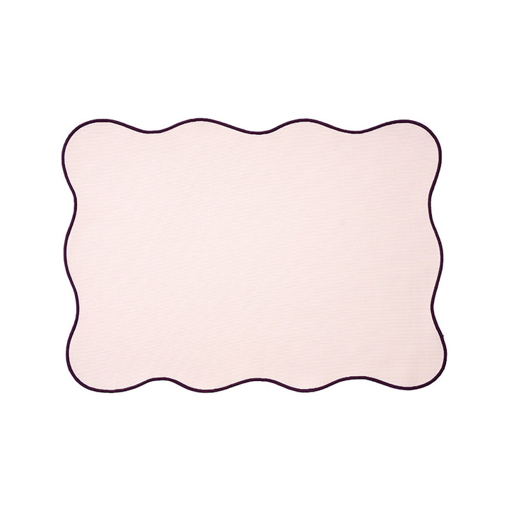 Table mat made of microfiber with wavy hem