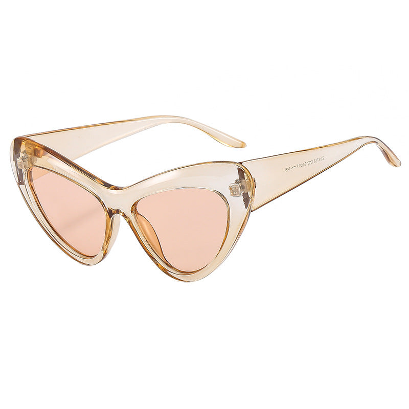 Women Cat-Eye Sunglasses in Distinctive Design Kalsten