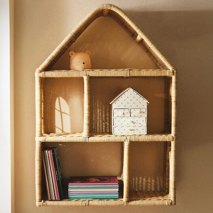 Wall shelf in house design Kalsten