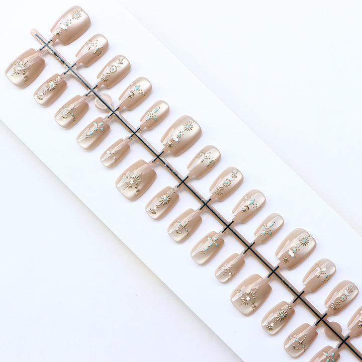 Exquisite Nail Art Press-On Set