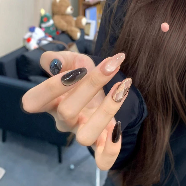 Stylish Design Press-On Nail Art