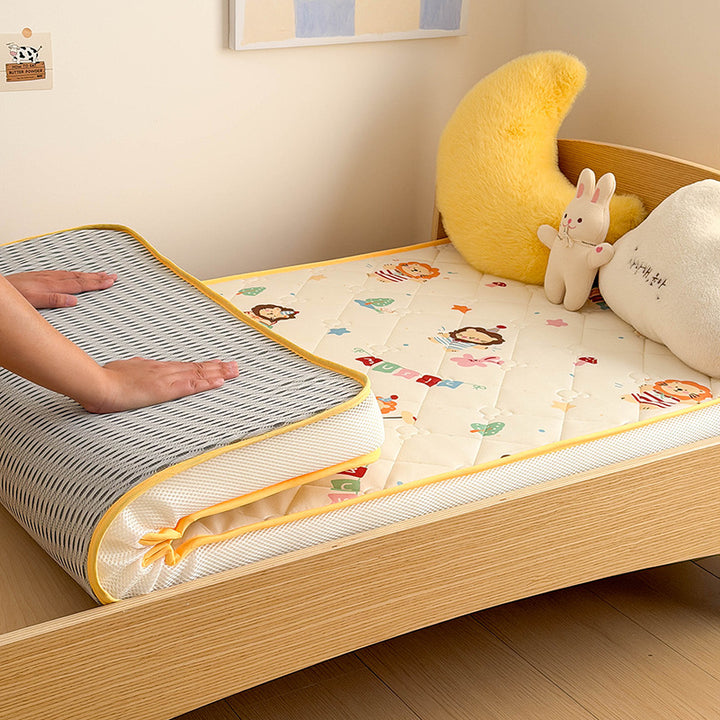 Children's mattress topper breathable with 3D mesh, foldable and non-slip