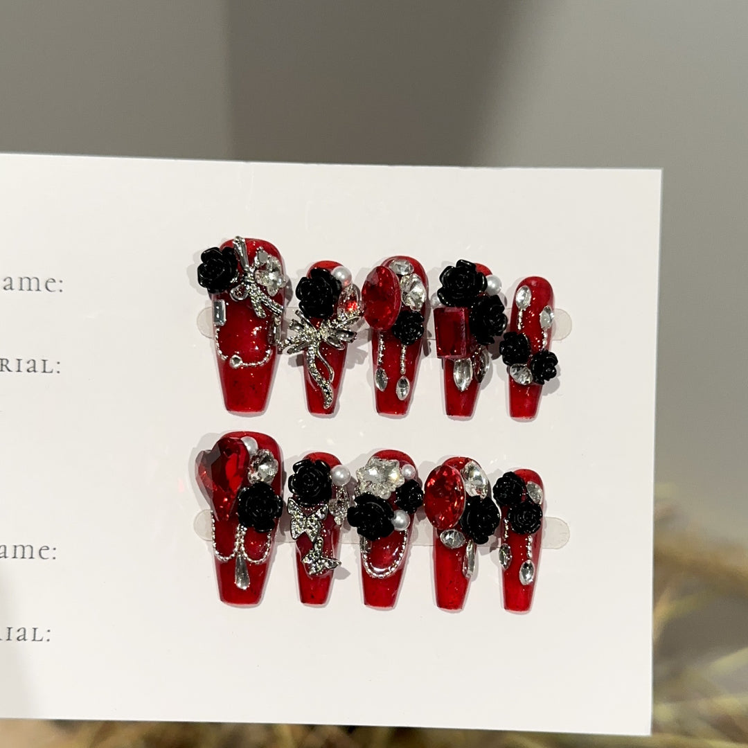 Glamorous Floral-Themed Press-On Nail Set