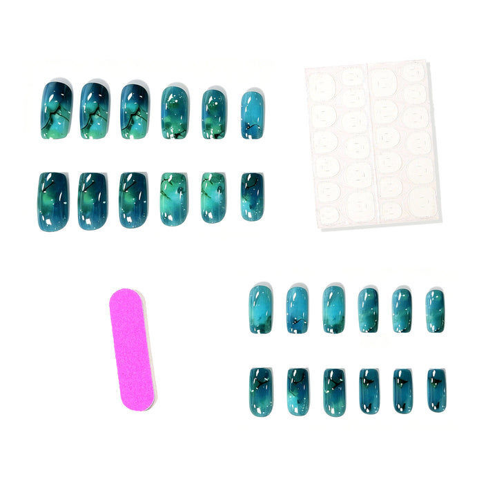 Artistic Ocean-Inspired Nail Art Kalsten
