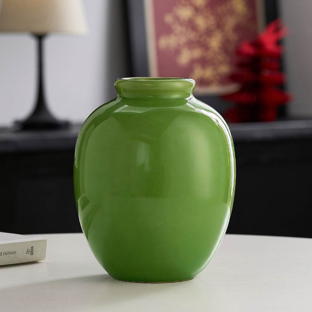 Elegant ceramic vase for stylish living spaces Kalsten