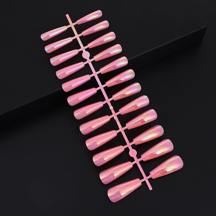 Artifical nails in modern holographic design Kalsten